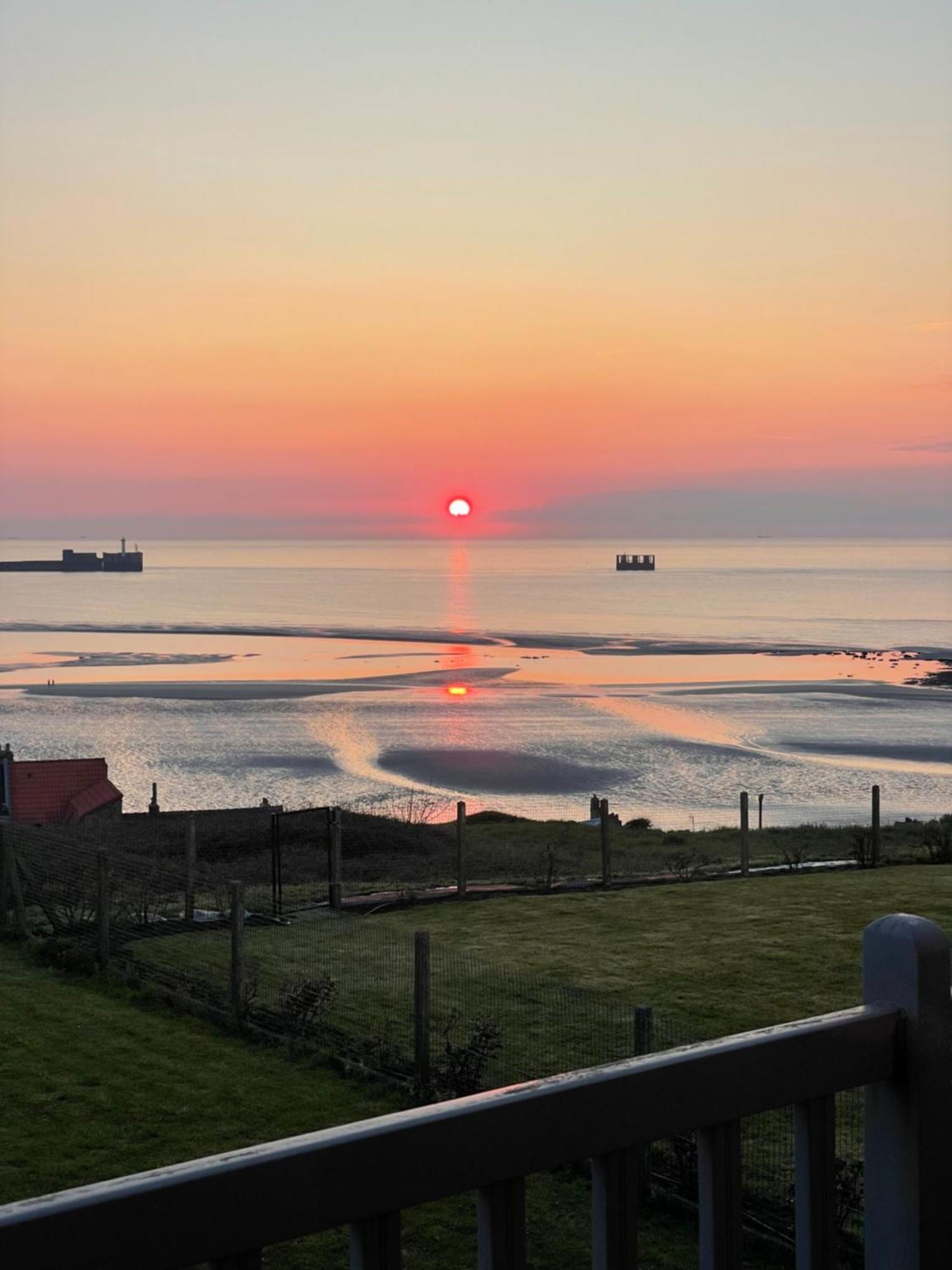 Villa Face Mer Aux Magnifiques Couchers De Soleil 5 Mn De Nausicaa Boulogne-sur-Mer Esterno foto